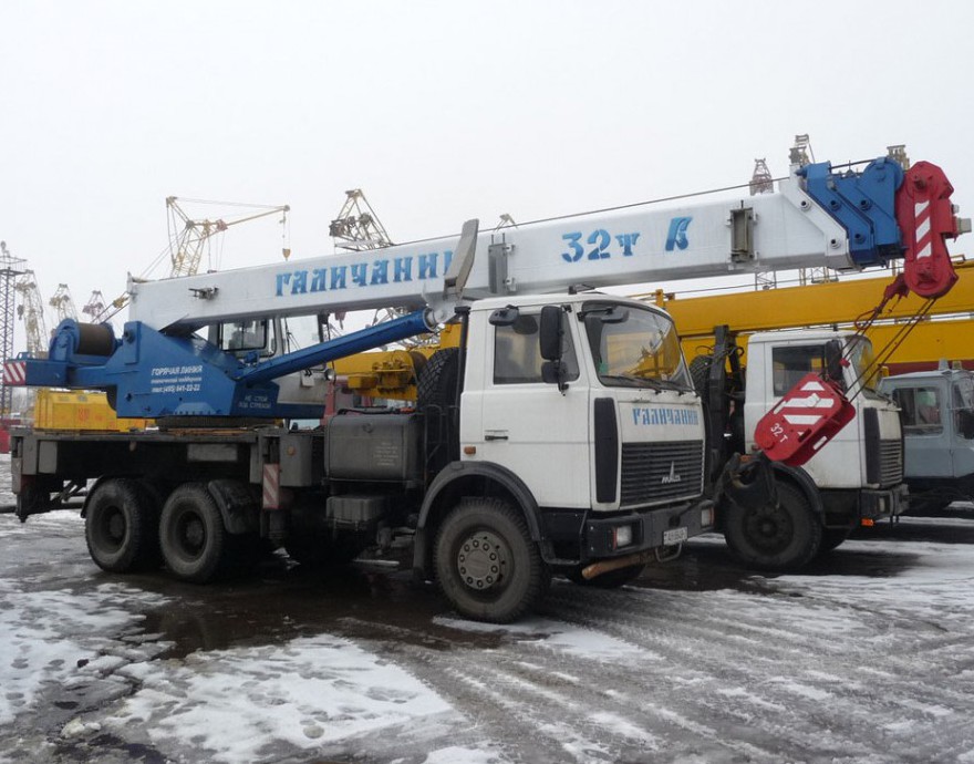 Автокран Галичанин - 32 тонны